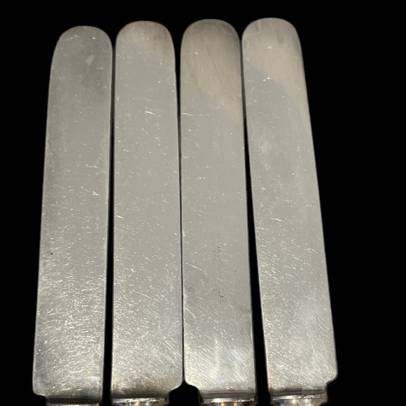 *SOLD*Vintage Lot Landers Frary & Clark Aetna Works Butter KnifeSetof4 Bakelite? - Picture 6 of 9